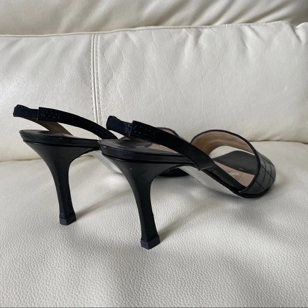 AUTHENTIC CHANEL Size 9 CHOCOLATE BAR BLACK SLING BACK STILETO HEELS RARE - Picture 2 of 3